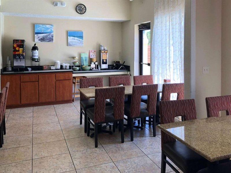 Quality Inn & Suites Miramar Beach Exteriör bild