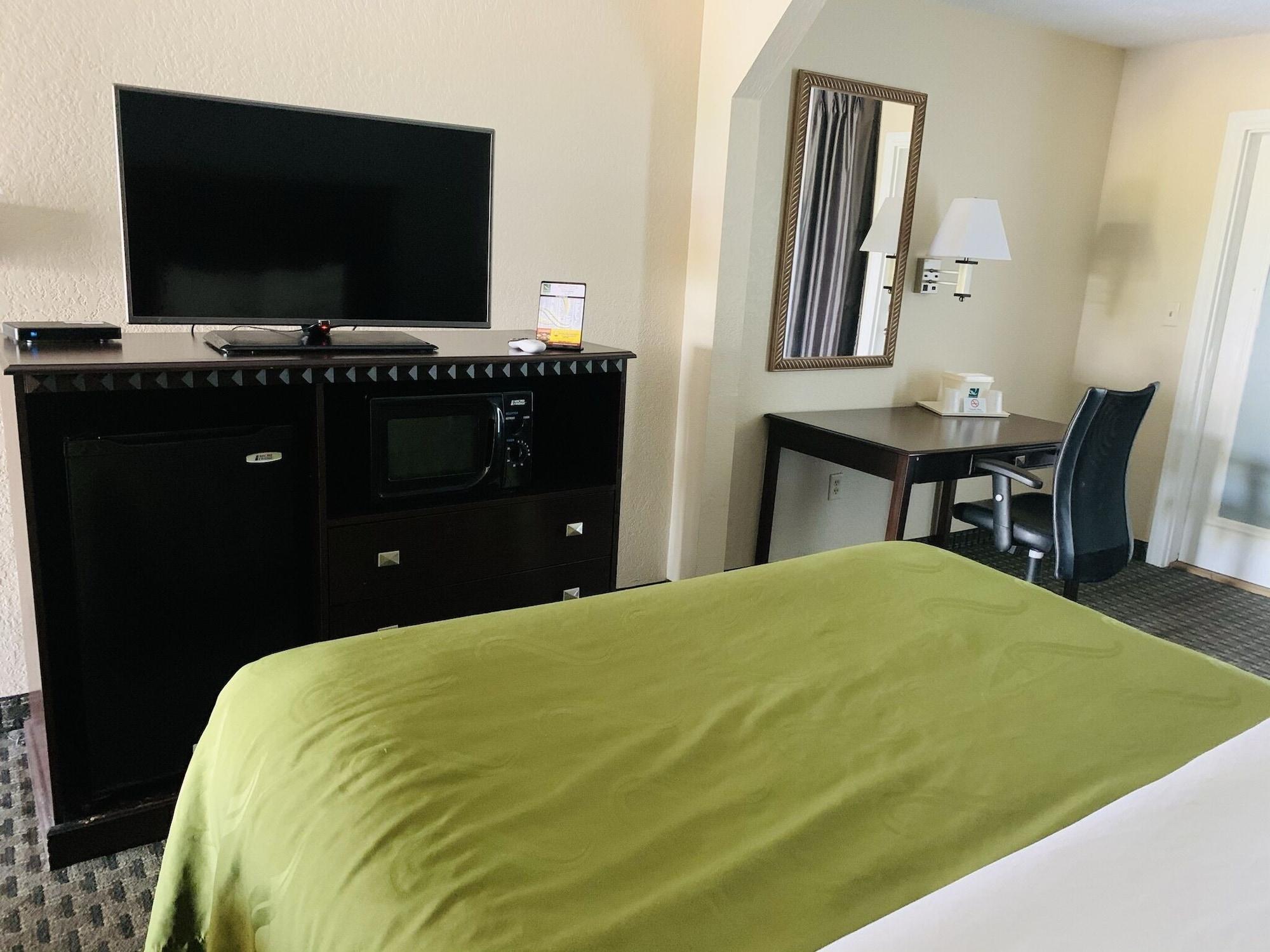 Quality Inn & Suites Miramar Beach Exteriör bild